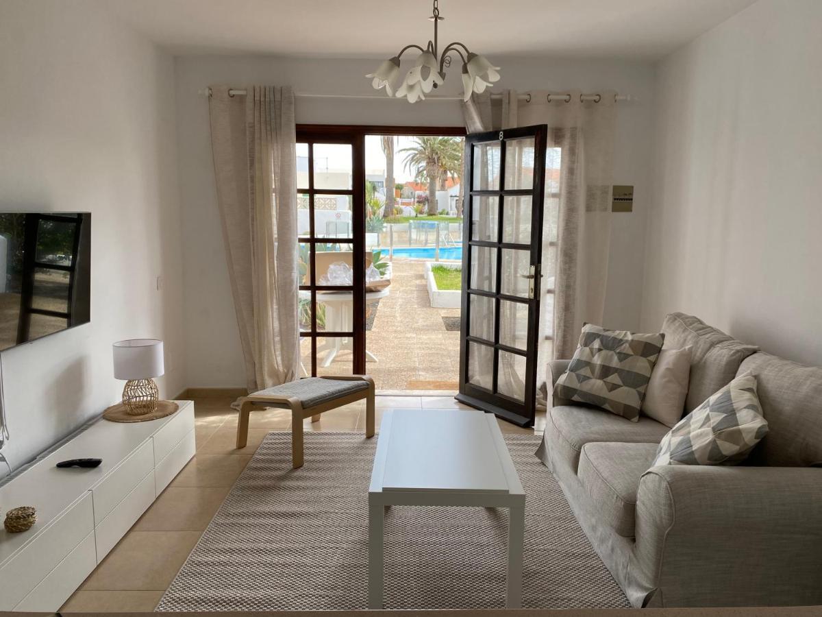 Estrella Del Mar 8. 1 Bedroom Villa With Pool And Gardens 300 Metres From The Beach كوراليهو المظهر الخارجي الصورة